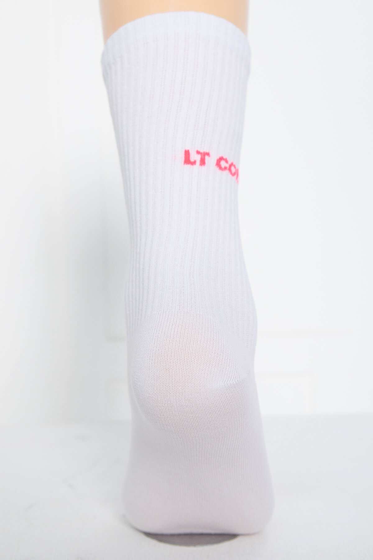 Носки LT Collection (белые/розовая надпись) Н04